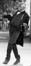 Stepin Fetchit dancing in Carolina (1934)